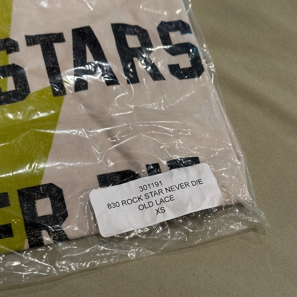 NEW Recycled Karma "Rock Stars Never Die" Roll Up Tee - Picture 9 of 10